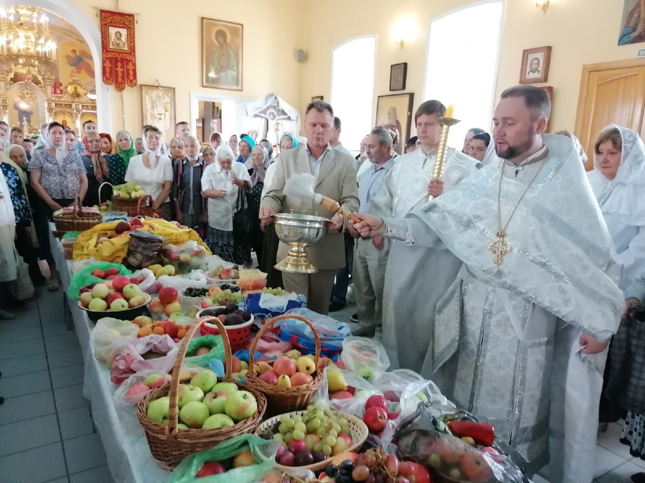 Празднование Преображение Господне