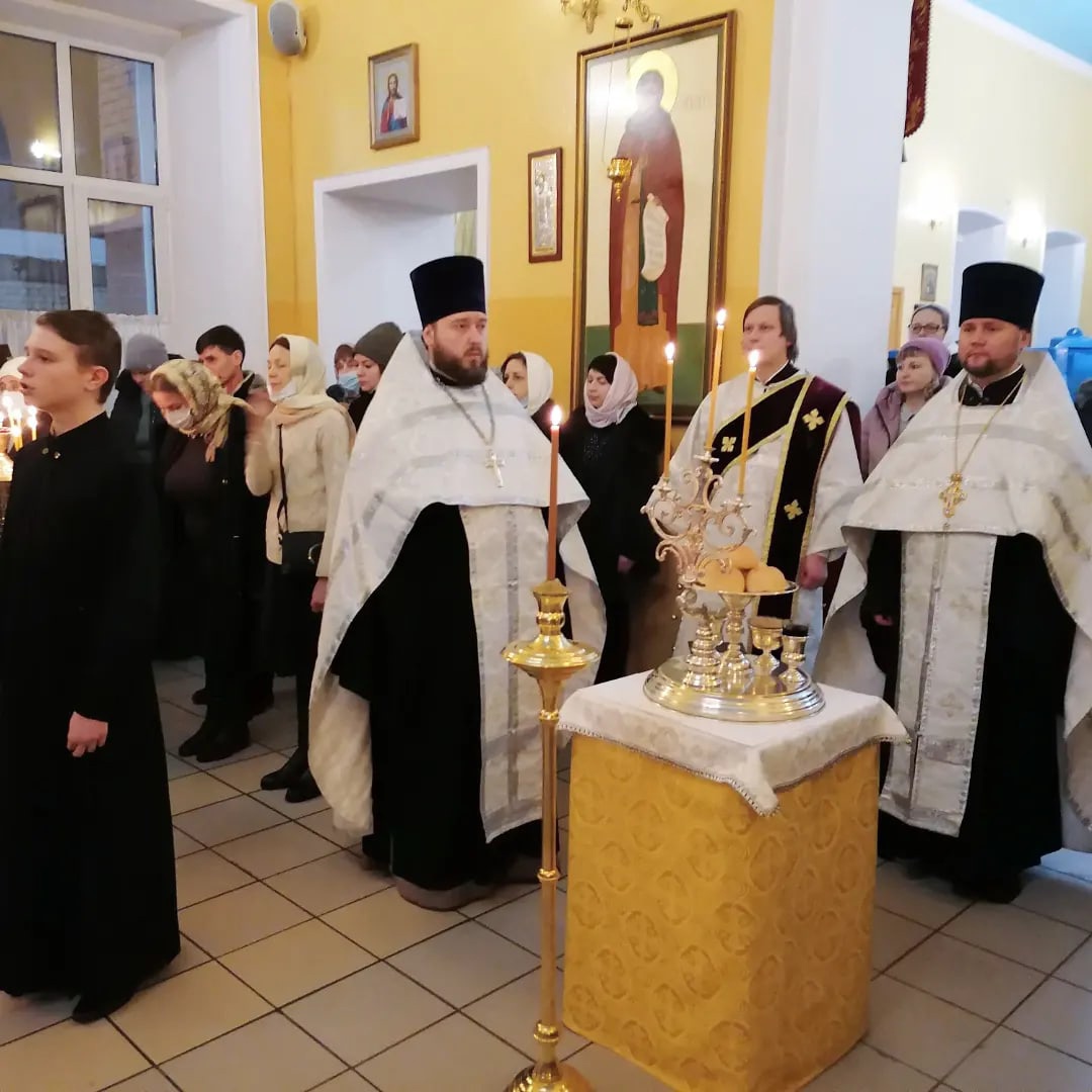 Всенощное бдение в канун праздника Крещения Господне