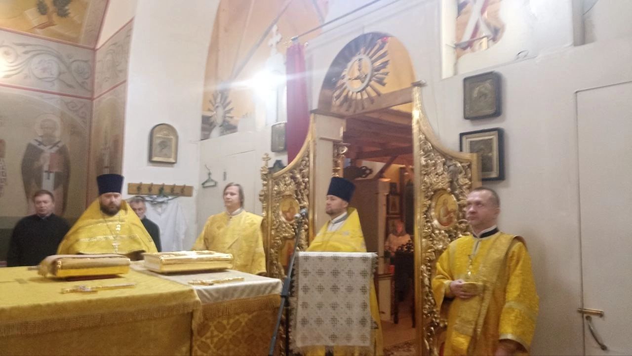 Богослужения в Неделю 21-ю по Пятидесятнице