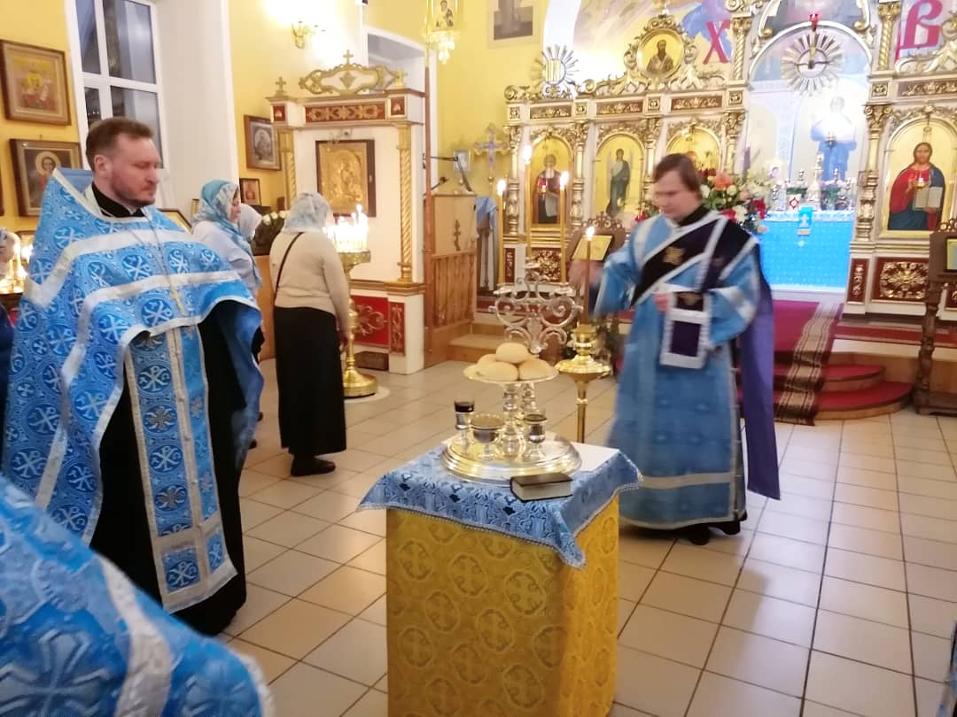 Всенощное бдение в канун Введения во храм Пресвятой Богородицы 