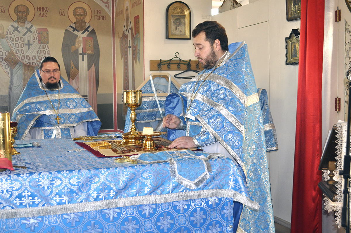 Праздник Введения во храм Пресвятой Богородицы