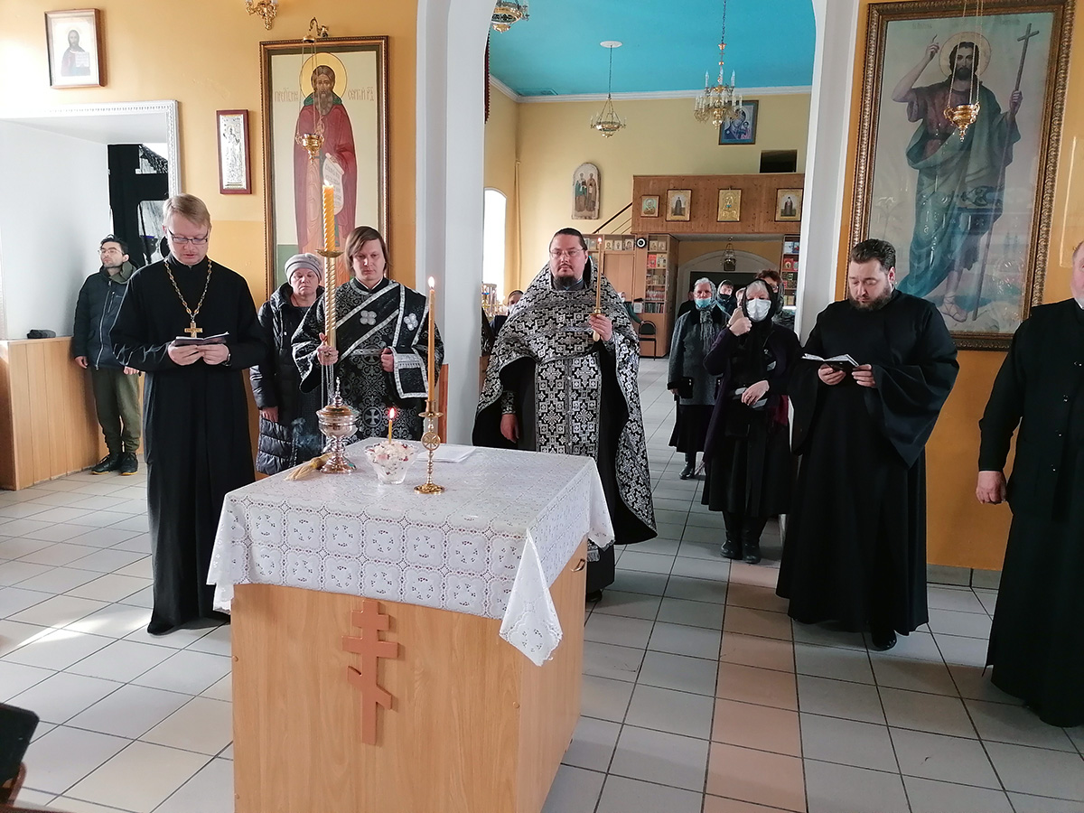 Служба в понедельник первой седмицы Великого поста