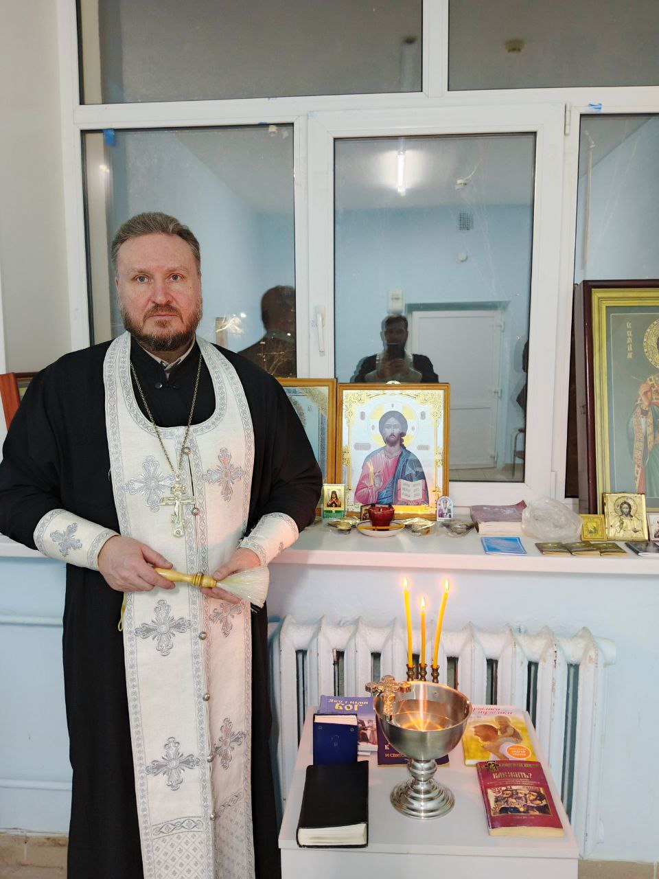 Священники посетили раненых