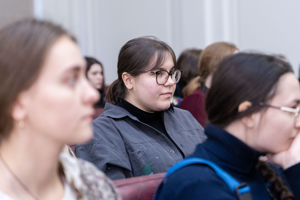 Протоиерей Александр Филиппов руководил секцией по искусству в рамках X Региональных Рождественских чтений