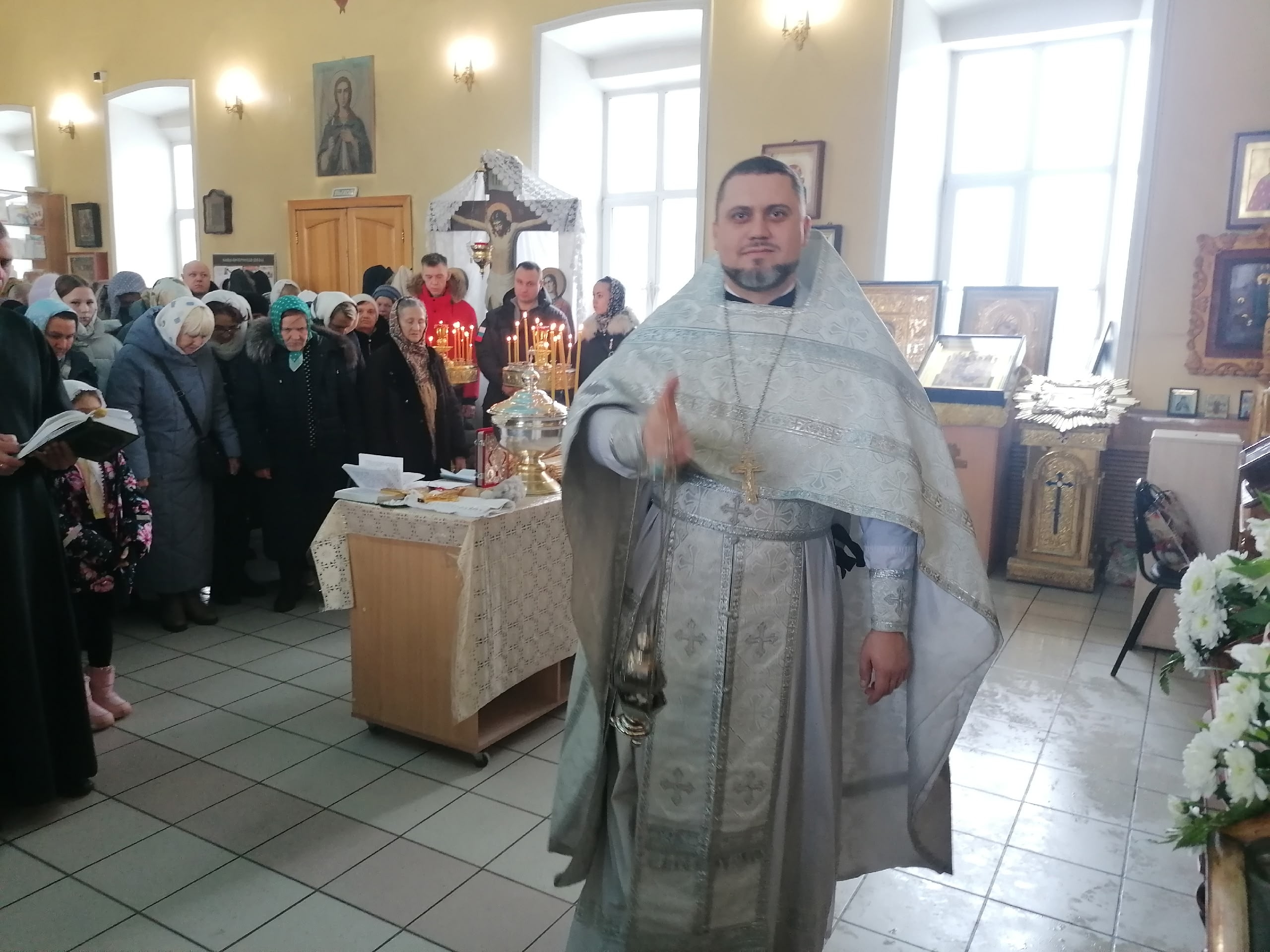 Богослужения в день Сретения Господня