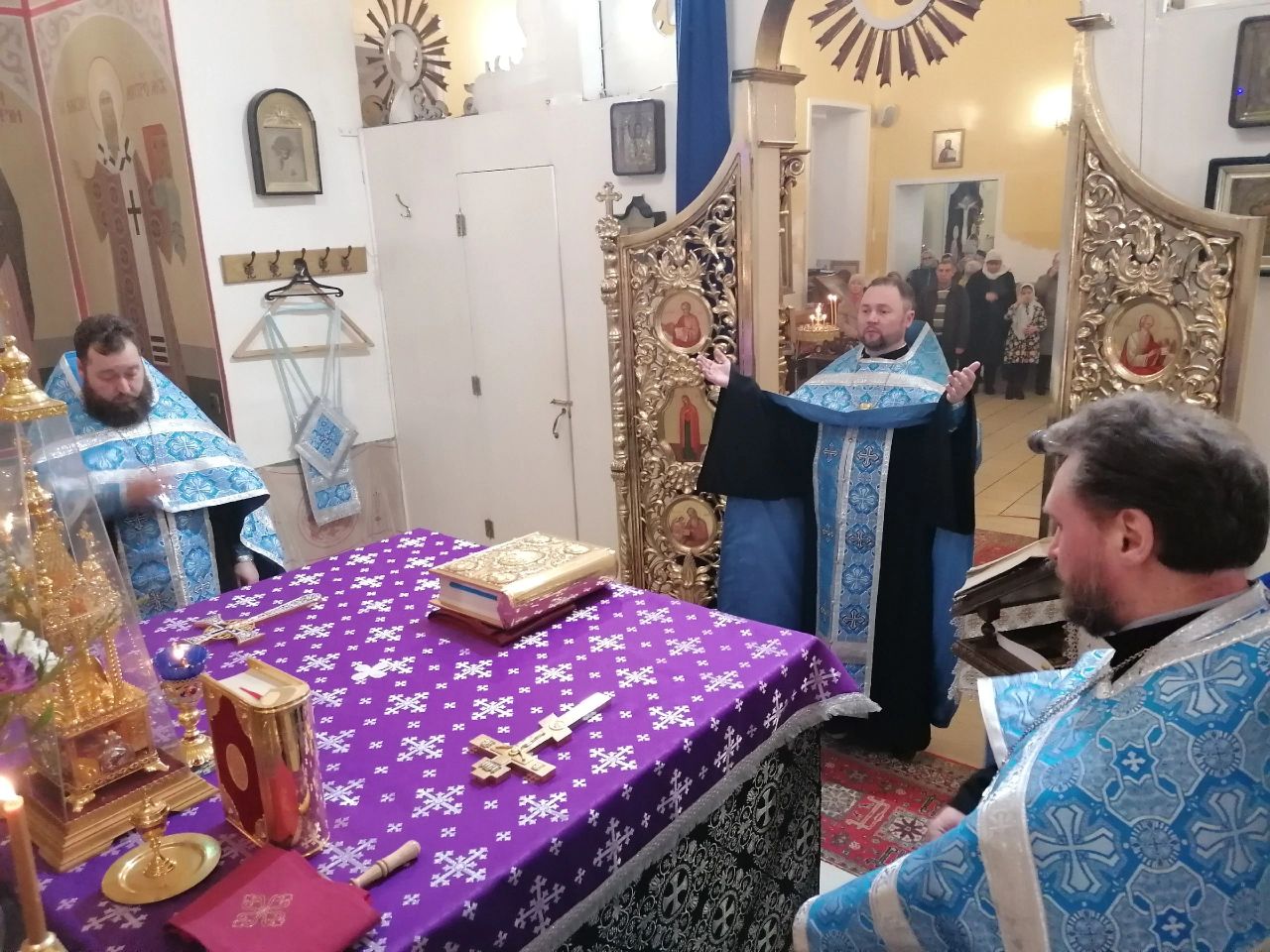 Богослужение в канун Субботы Акафиста