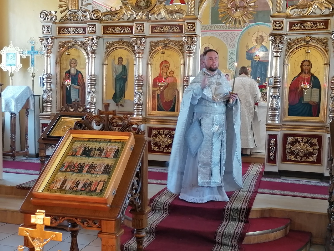 Троицкая родительская суббота
