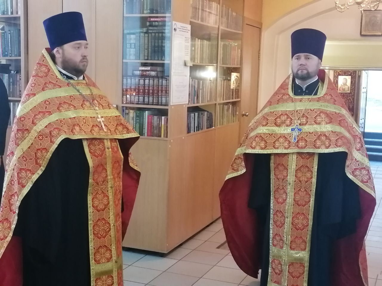 Всенощное бдение в канун празднования Воздвижения Животворящего Креста Господня