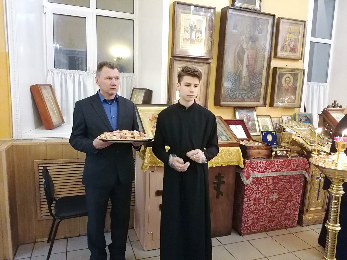 Всенощное бдение в канун престольного праздника святителя Николая Чудотворца