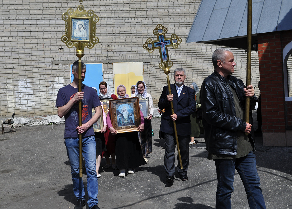 Литургия в день престольного  праздника нашего храма в честь святителя Николая Чудотворца