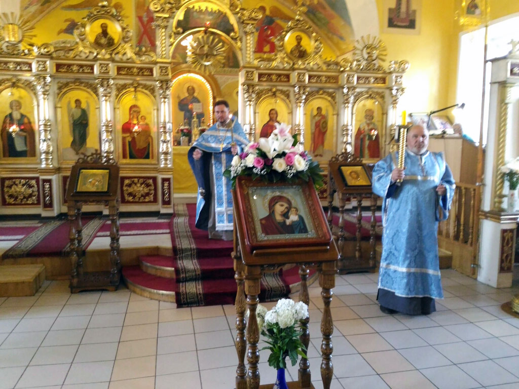 Всенощное бдение накануне праздника Казанской иконе Божией Матери