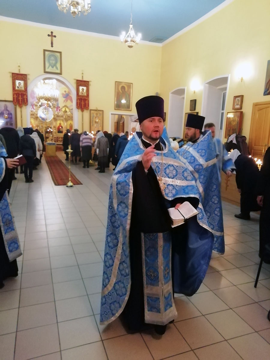 Всенощное бдение в канун празднования Казанской иконы Божией Матери