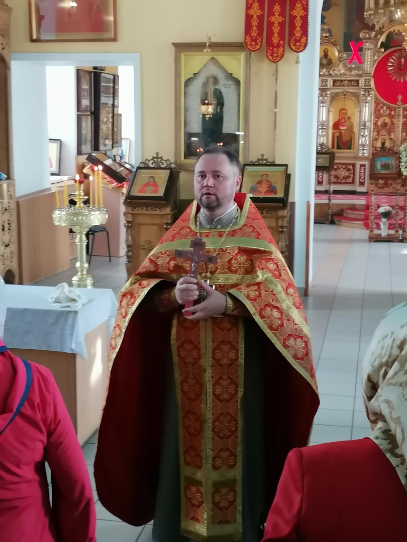 Богослужения в Неделю святых жен-мироносиц