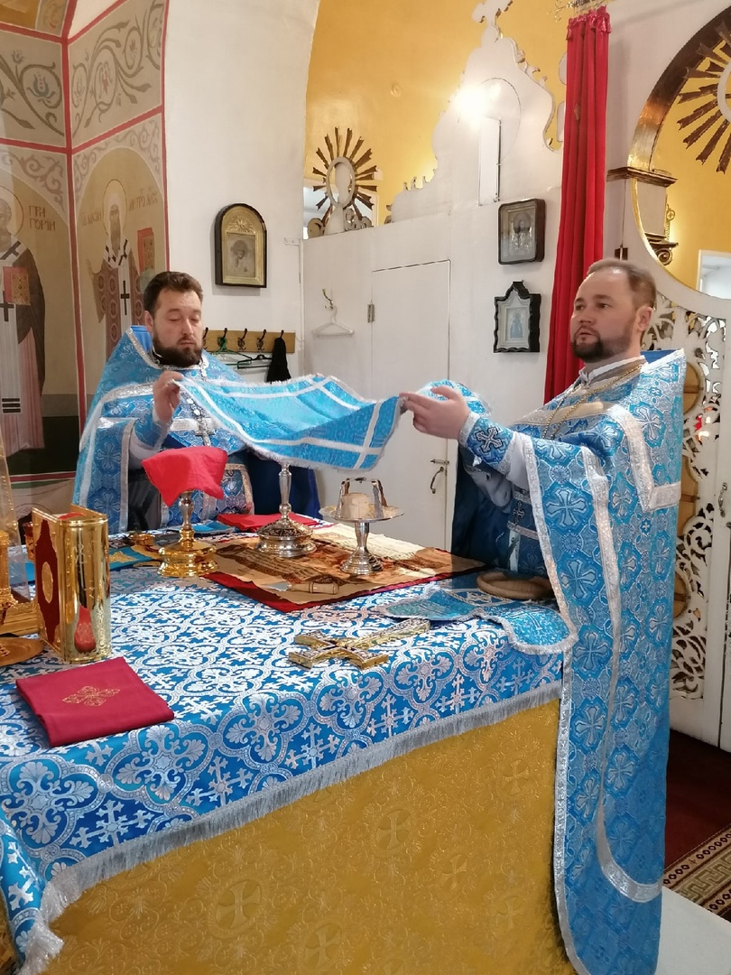 Празднование Казанской иконы Божией Матери