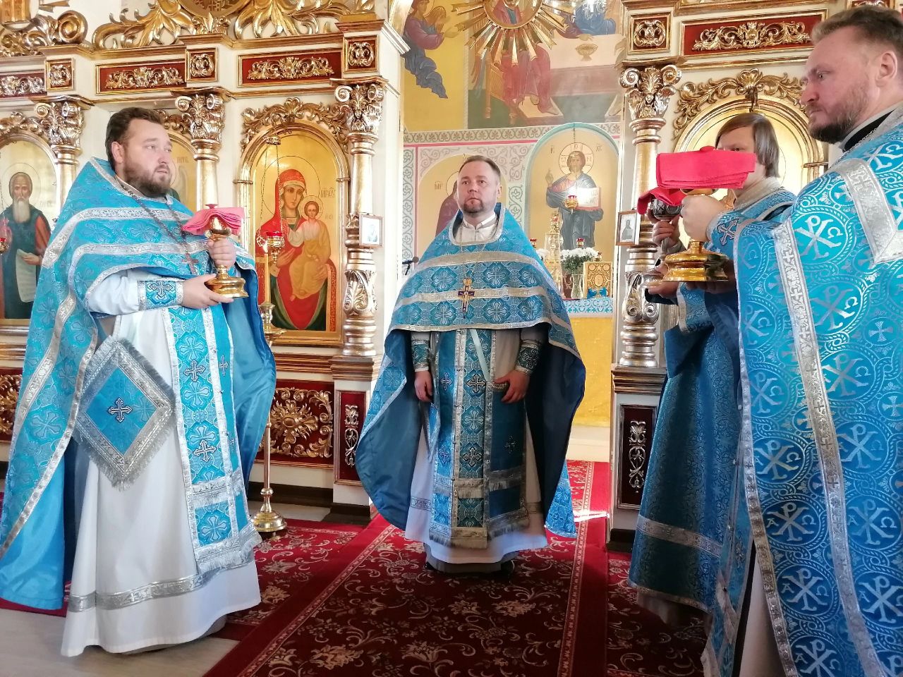 Празднование Казанской иконы Божией Матери
