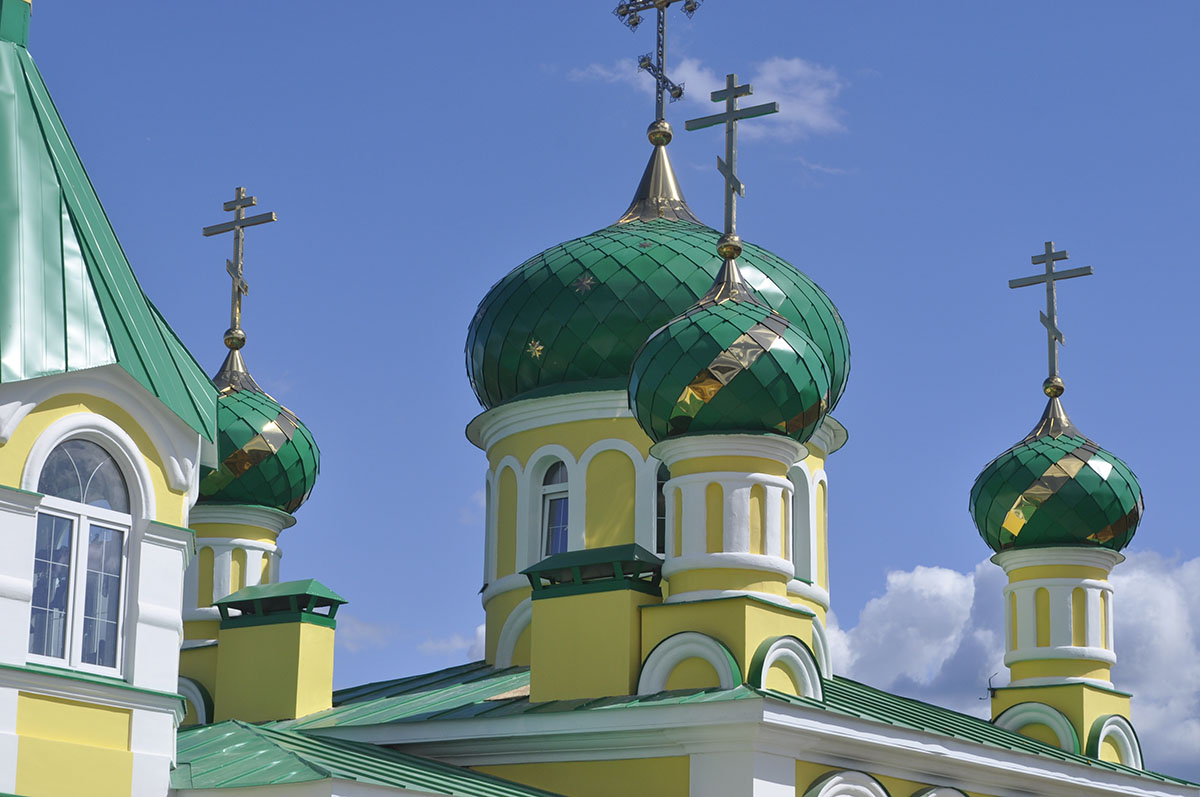 В строящемся храме в честь Святой Живоначальной Троицы в деревне Камайка был совершен водосвятный молебен