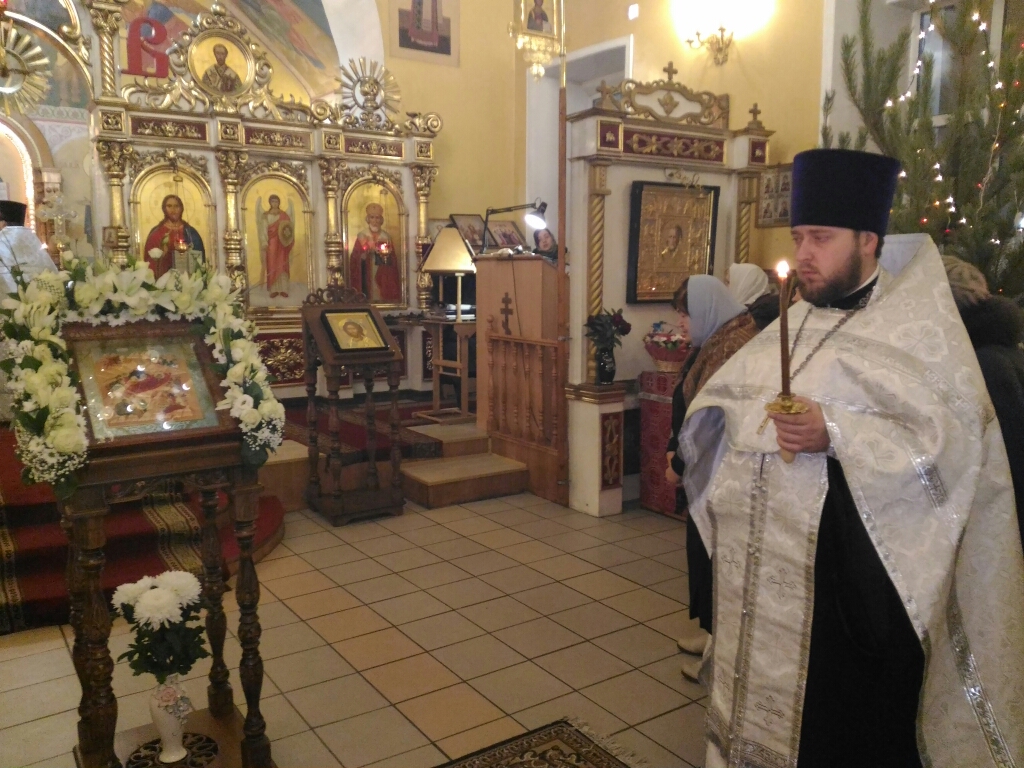 Всенощное бдение в канун Рождества Христова