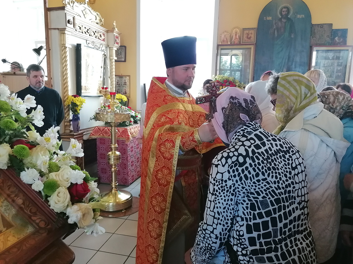 Поздравление с Днём рождения настоятеля нашего храма