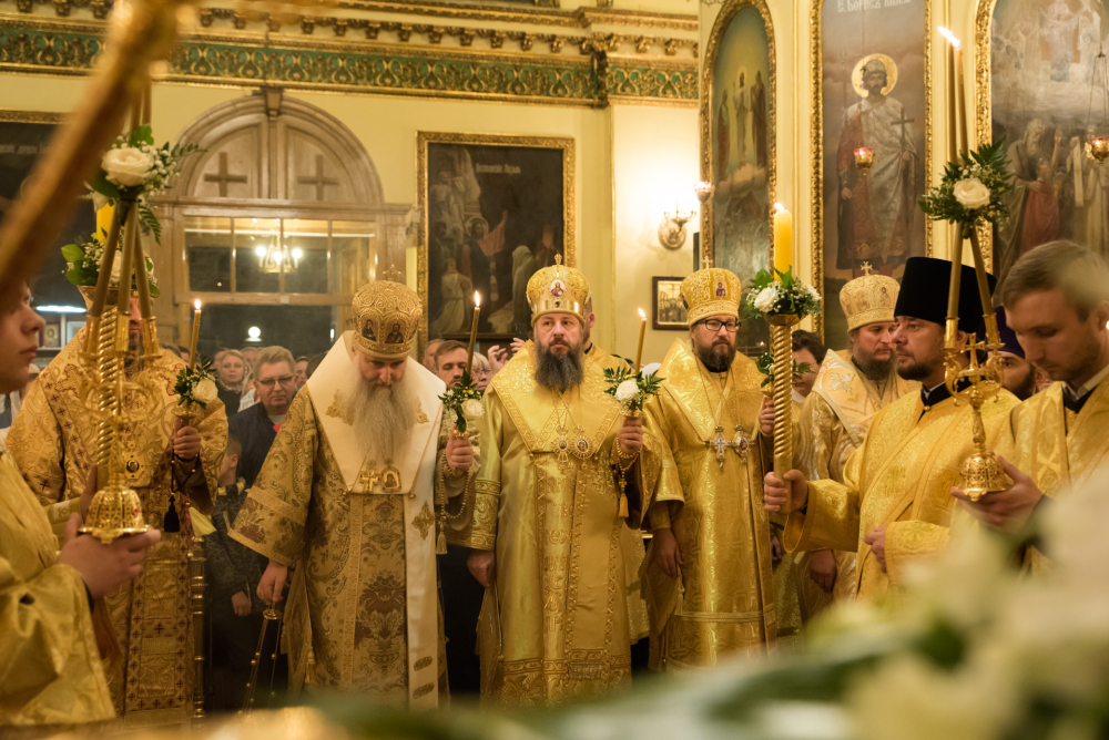 В канун дня памяти святителя Иннокентия Пензенского митрополит Серафим и архипастыри из соседних регионов совершили всенощное бдение в Успенском кафедральном соборе