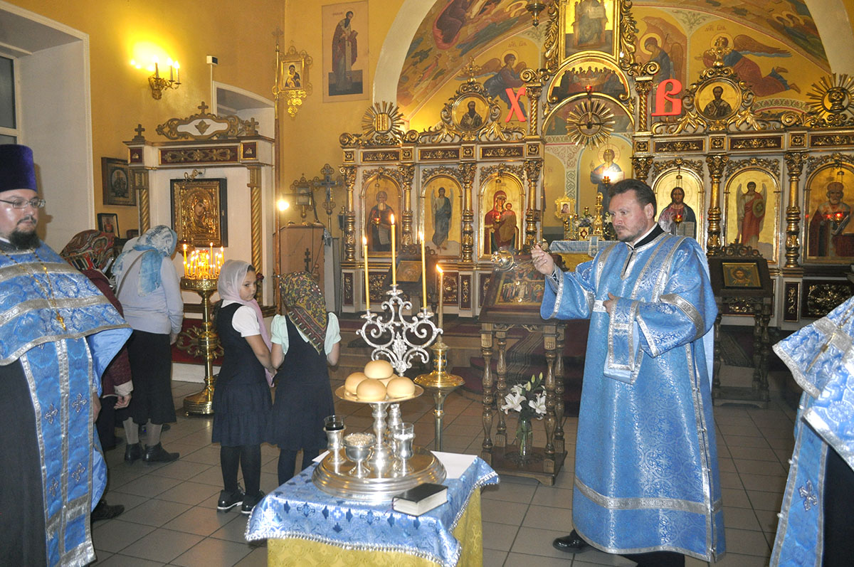 Всенощное бдение в канун празднования Покрова Пресвятой Богородицы