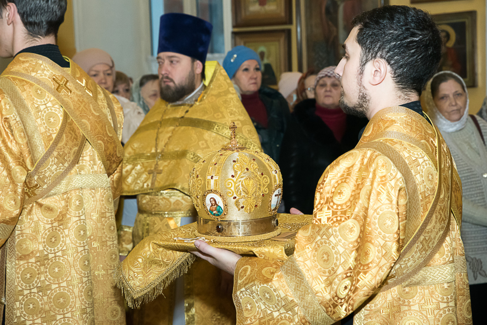 В престольный праздник митрополит Серафим совершил литургию в нашем храме