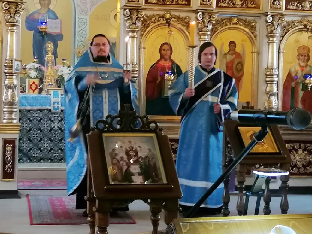 Богослужение в канун Субботы Акафиста