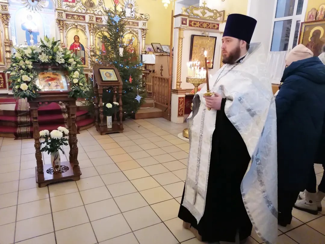 Всенощное бдение в канун праздника Рождества Христова 