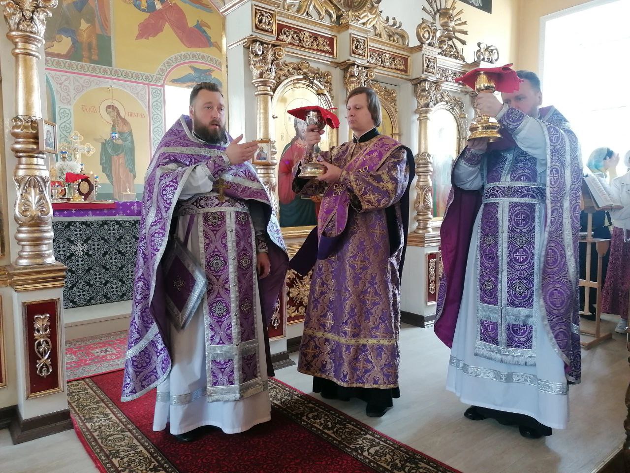 Божественная литургия в Великий Четверток  