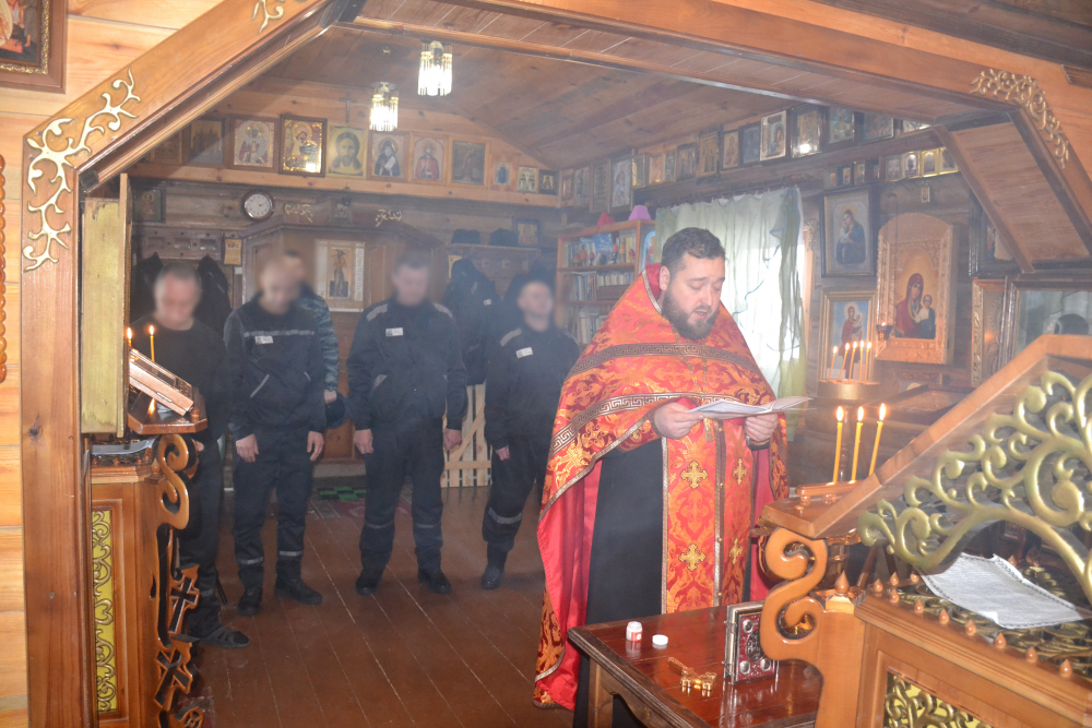  В день памяти святой Анастасии Узорешительницы в исправительных колониях совершены богослужения  