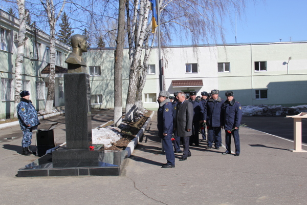 В УФСИН почтили память первого в истории УИС Героя России А.А. Сергеева