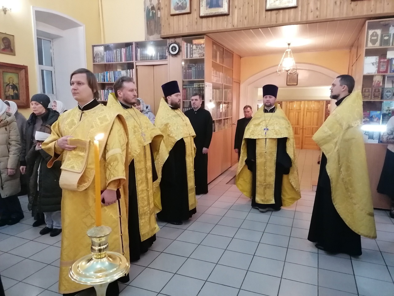 Всенощное бдение в канун престольного праздника