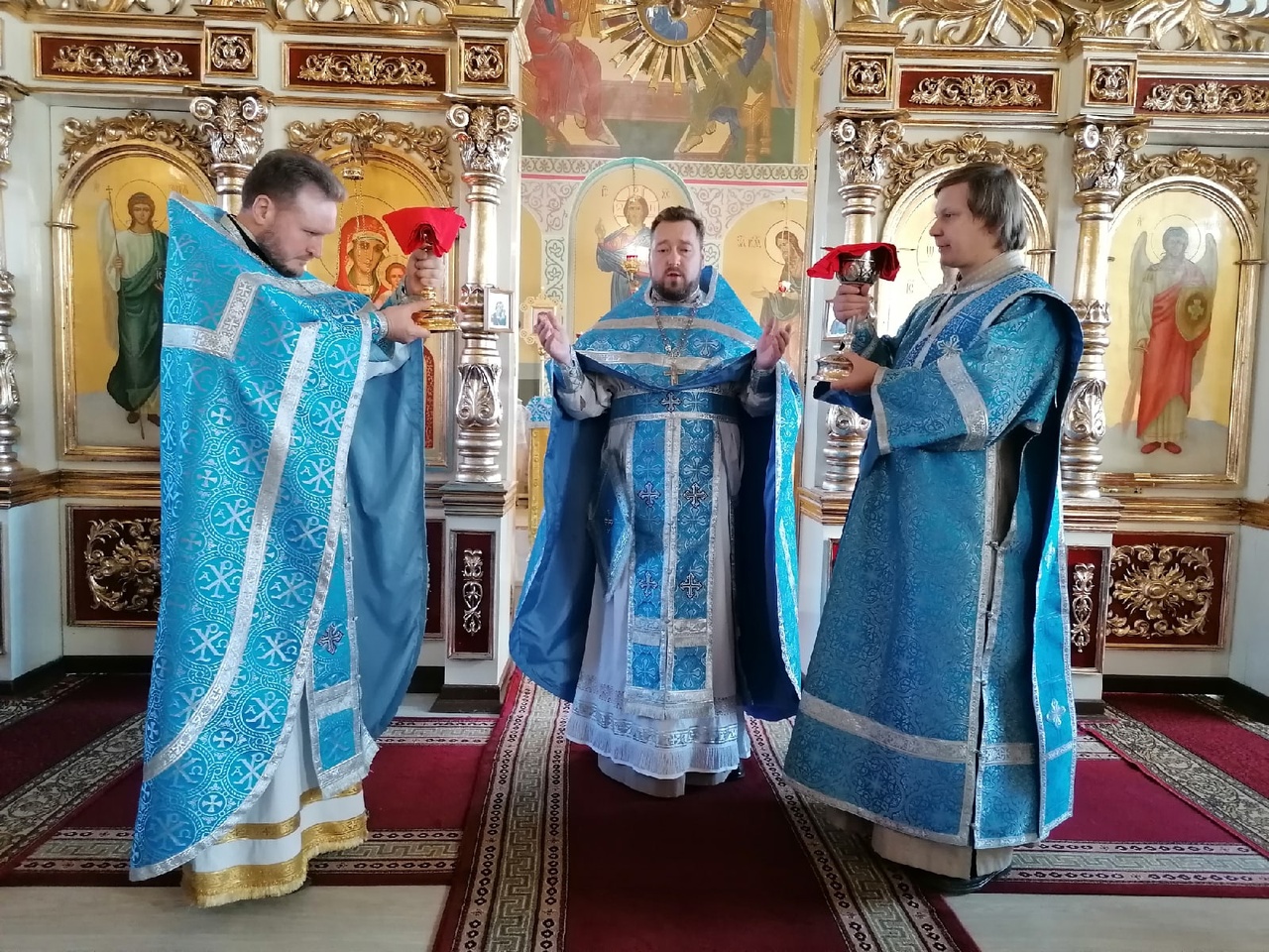 Праздник Покров Пресвятой Богородицы