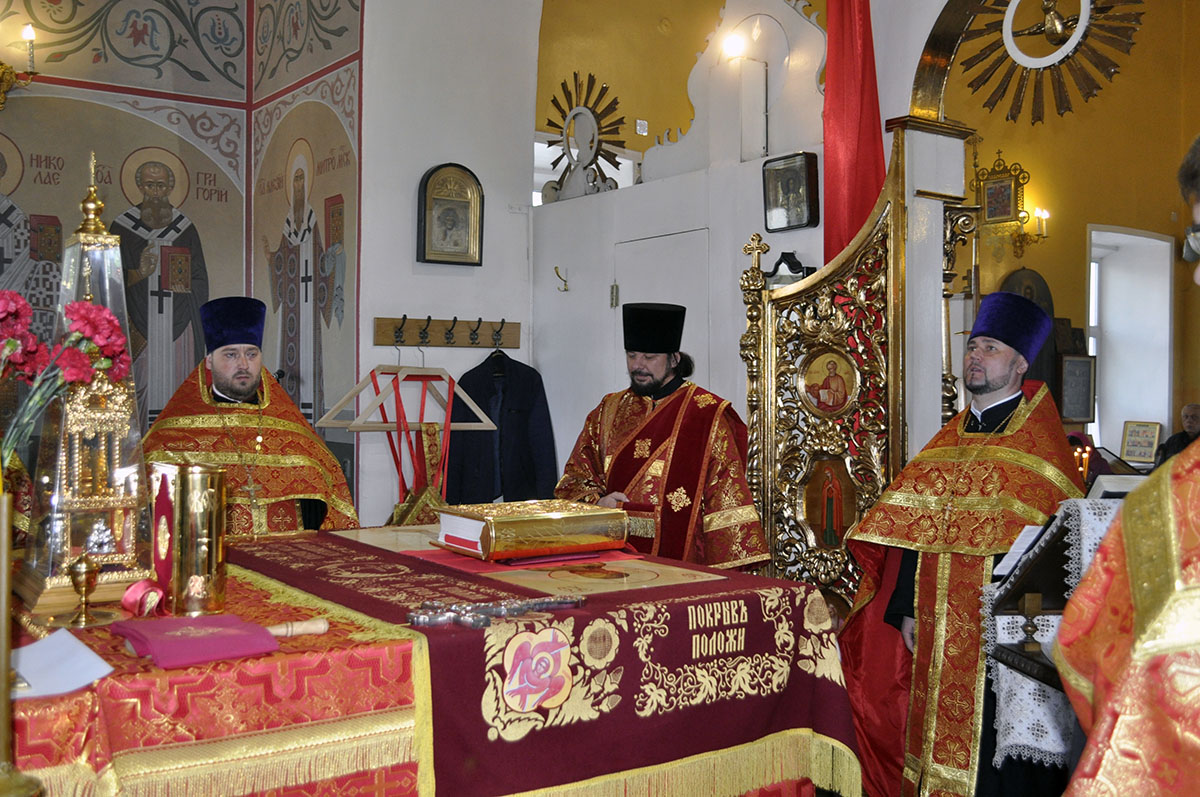 Всенощное бдение в канун дня памяти святителя Николая Чудотворца