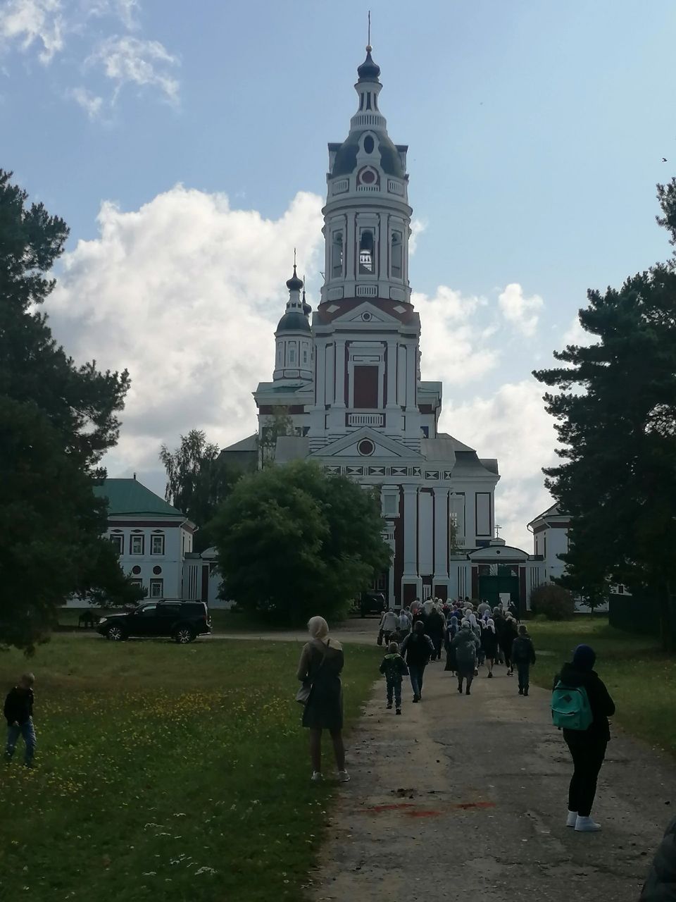 Учащиеся воскресной школы совершили паломничество по святым местам Наровчата и Нижнего Ломова