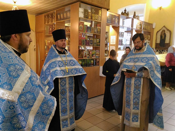 Всенощное бдение накануне Рождества Пресвятой Владычицы нашей Богородицы и Приснодевы Марии.