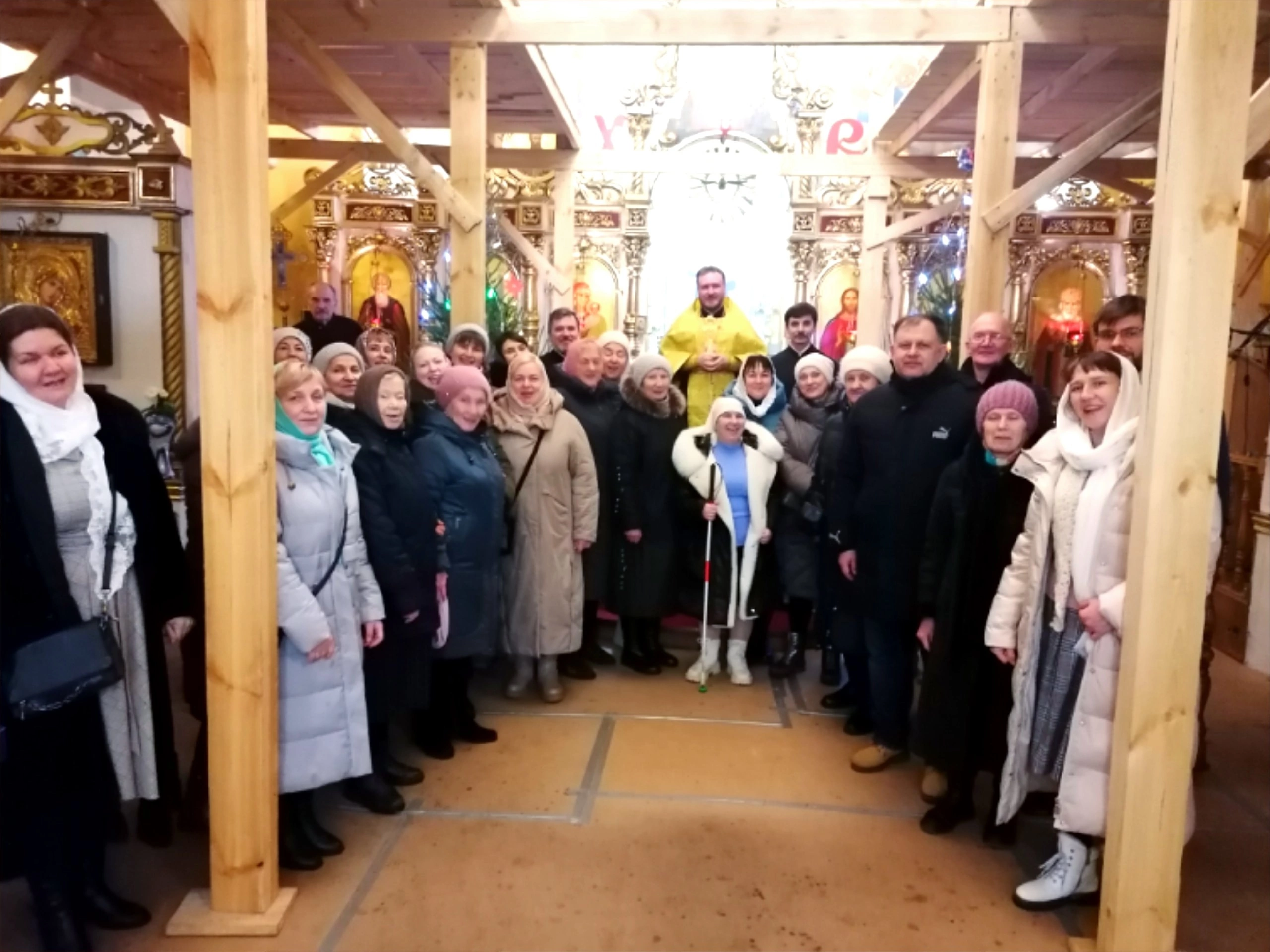 Иерей Сергий Карасёв совершил Новогодний молебен