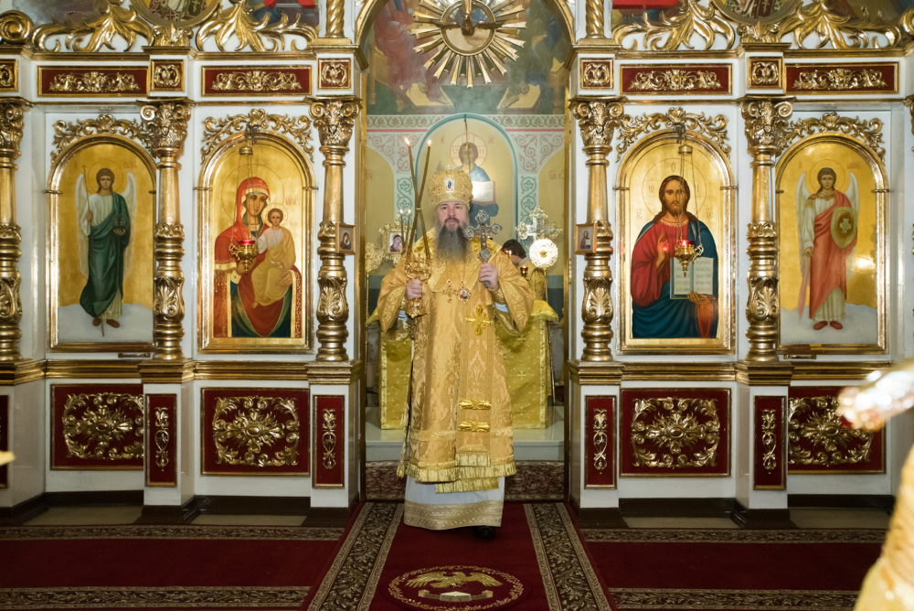 В престольный праздник митрополит Серафим совершил литургию в нашем храме  