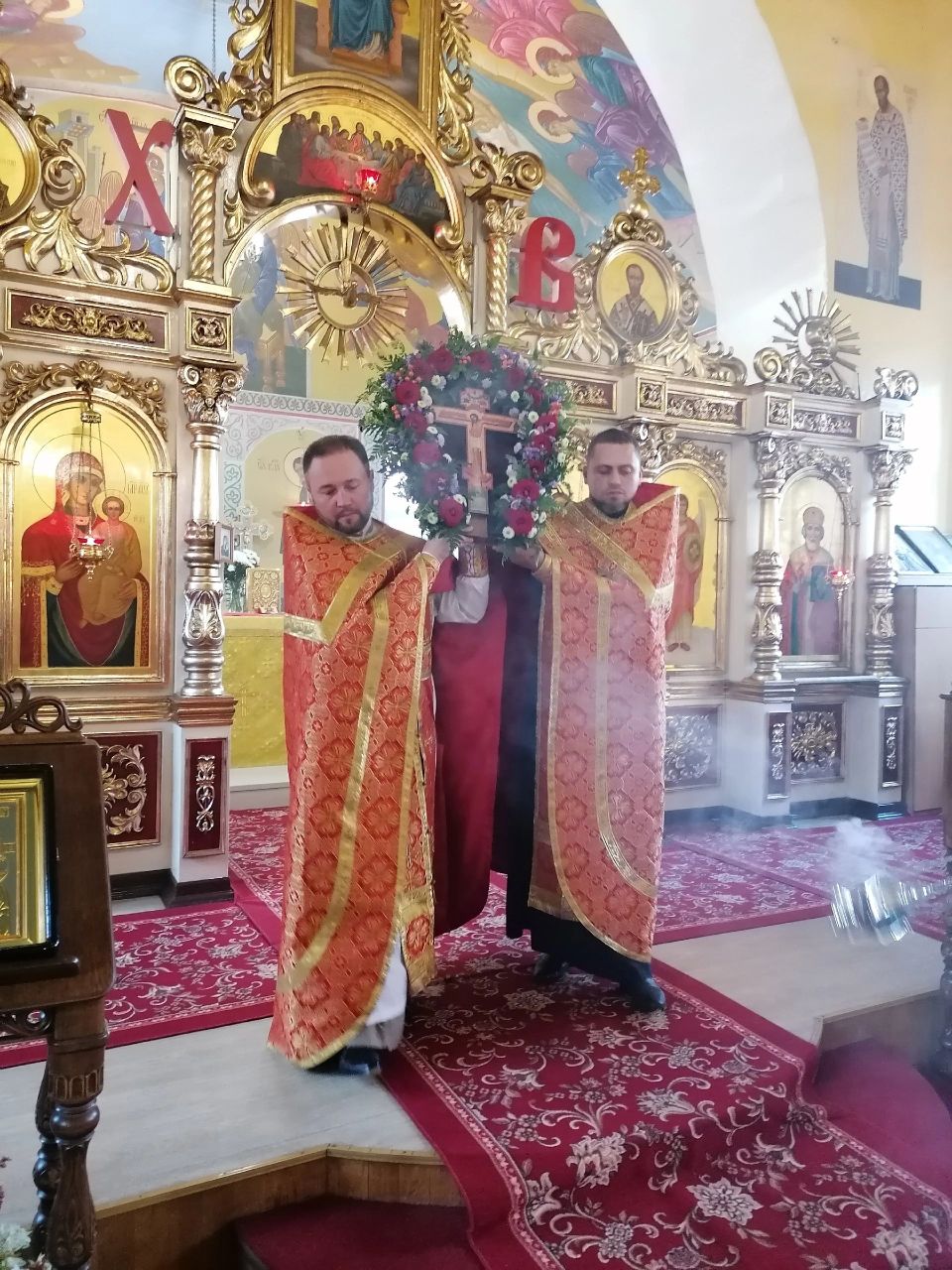 Вечернее богослужение в канун праздника Происхождение Честных Древ Животворящего Креста Господня