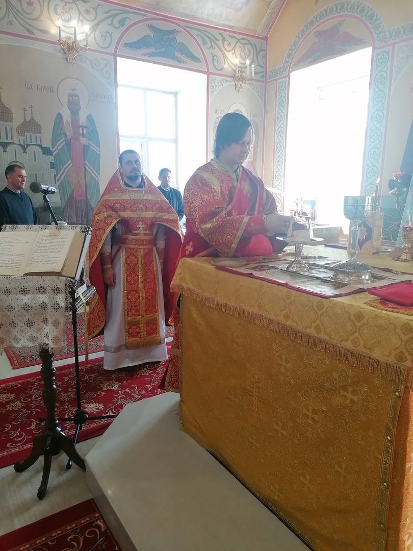 Празднование Происхождение Честных Древ Животворящего Креста Господня