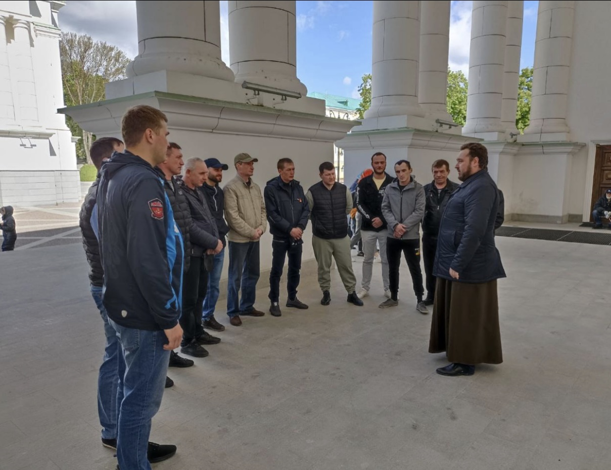 Осужденные исправительного центра посетили Спасский кафедральный собор г. Пензы