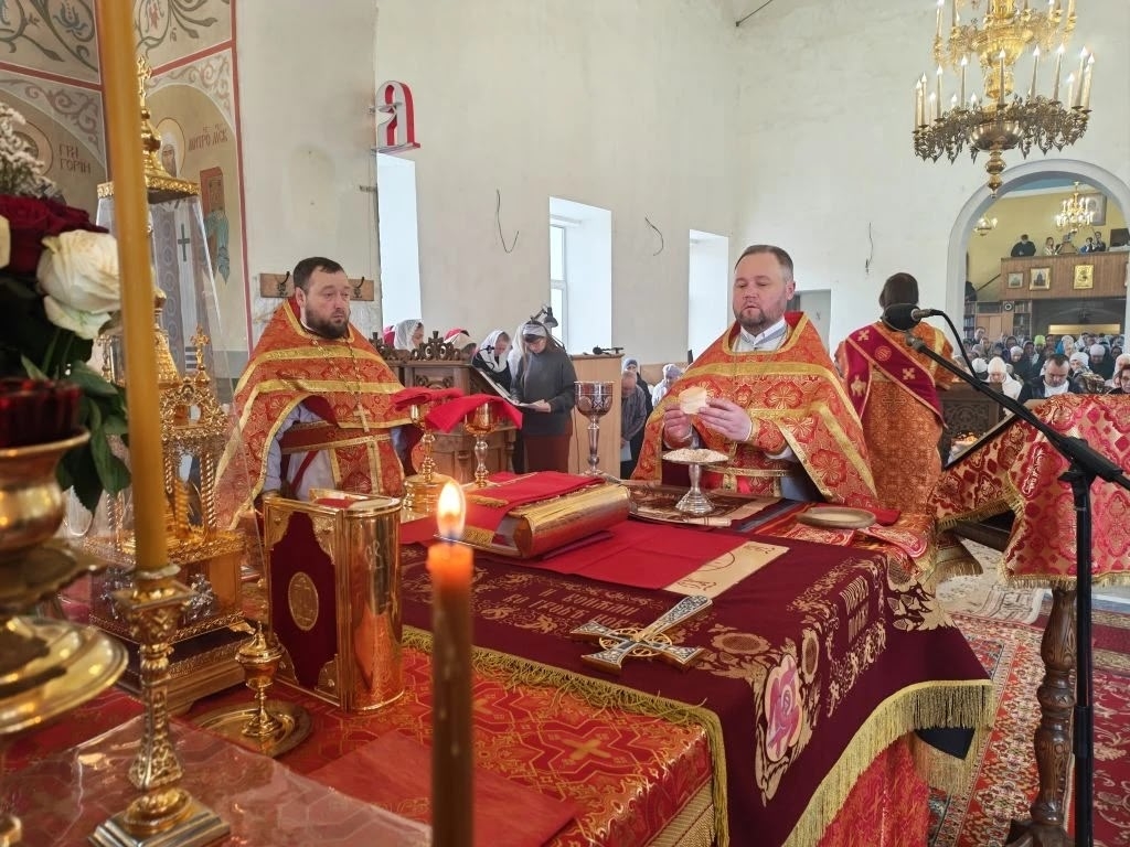 Празднование Радоницы в нашем храме