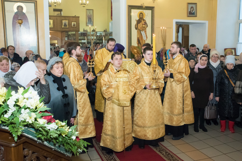 В престольный праздник митрополит Серафим совершил литургию в нашем храме  