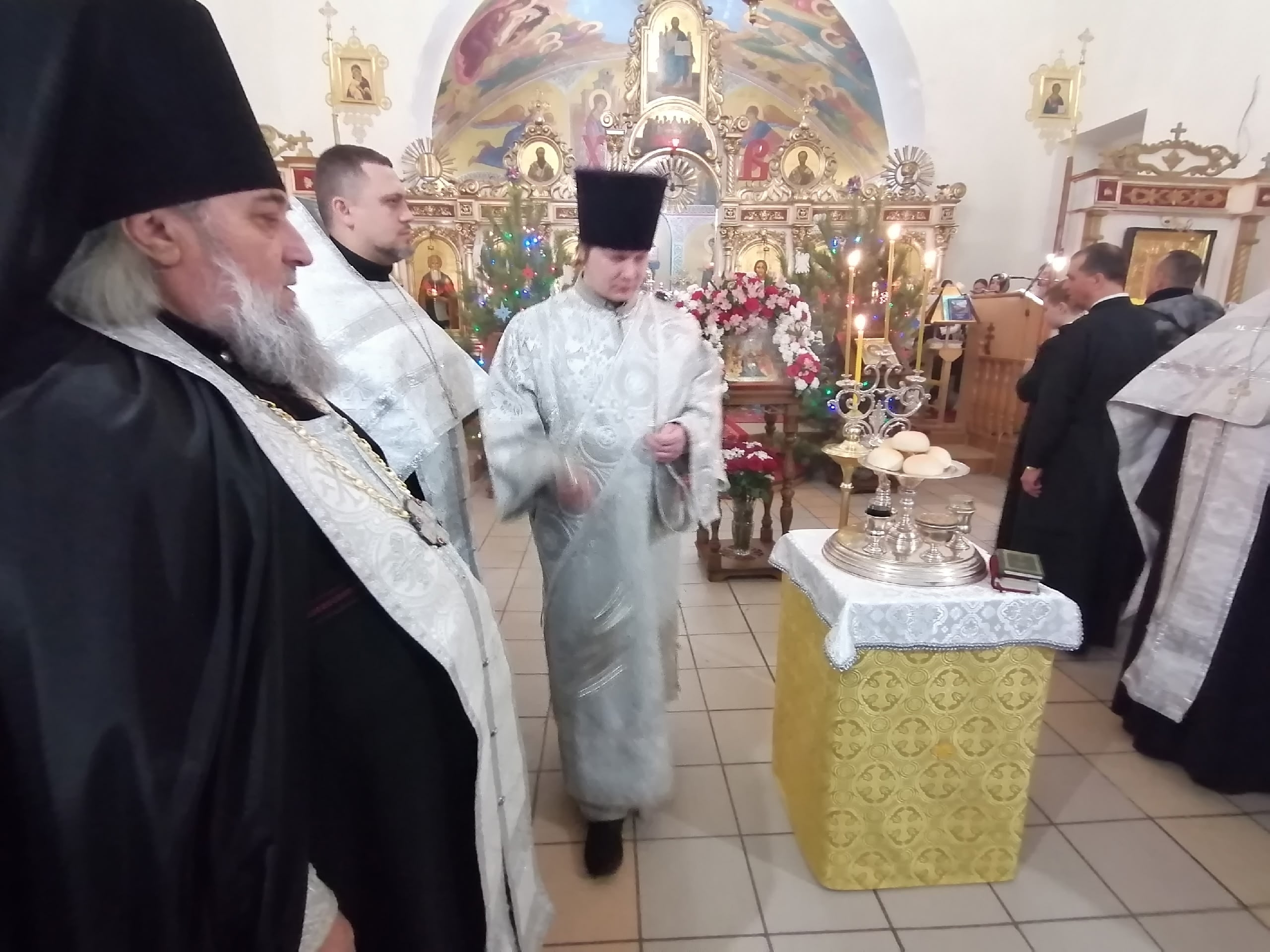 Всенощное бдение в канун Крещения Господня