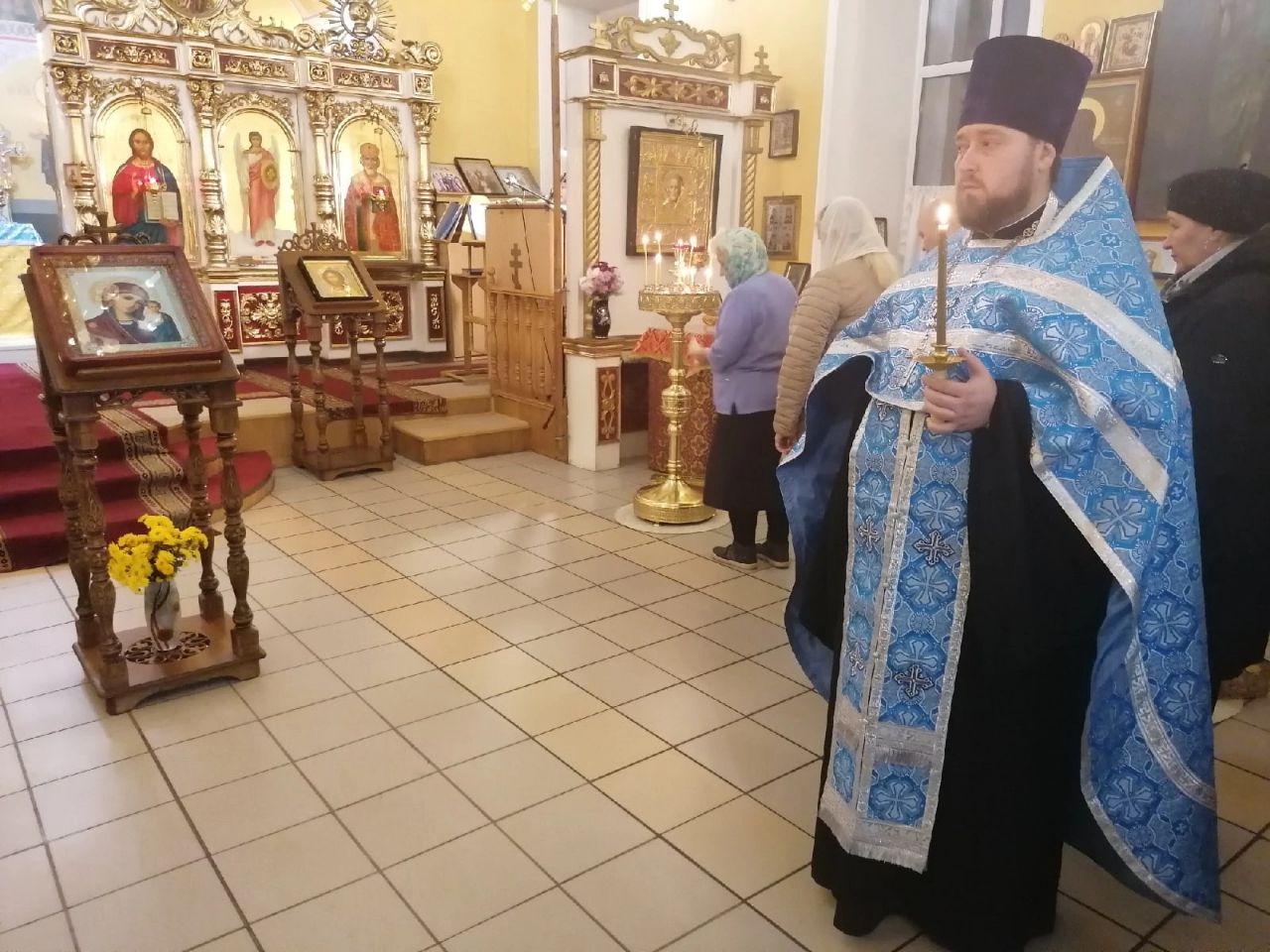 Всенощное бдение в канун празднования Казанской иконе Божией Матери