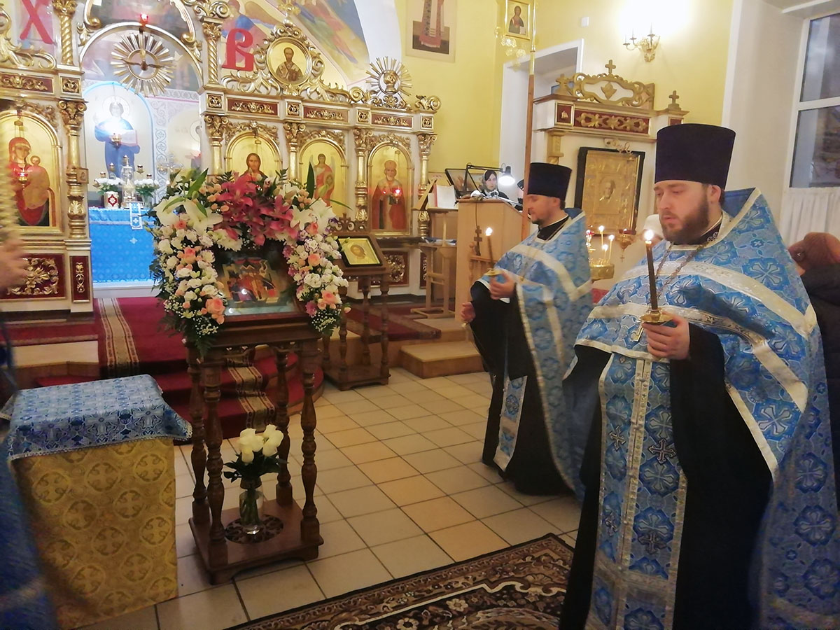 Всенощное бдение в канун празднования Введения во храм Пресвятой Богородицы