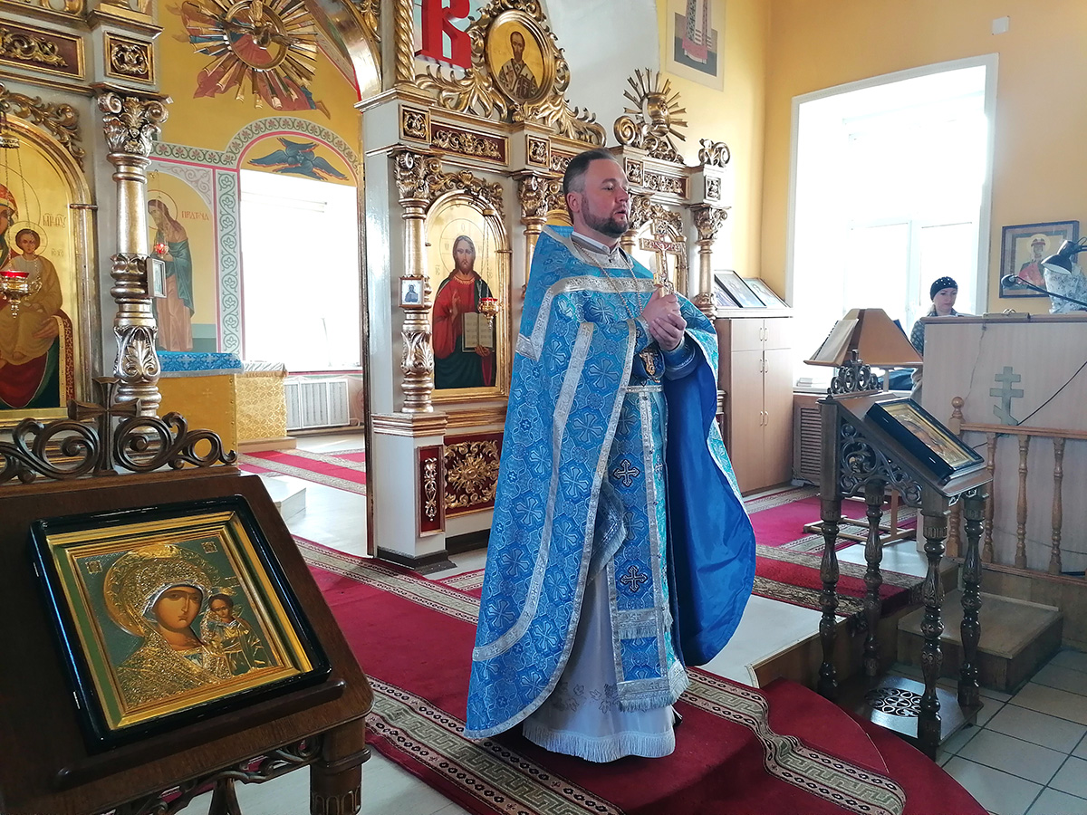 Праздник Покров Пресвятой Богородицы