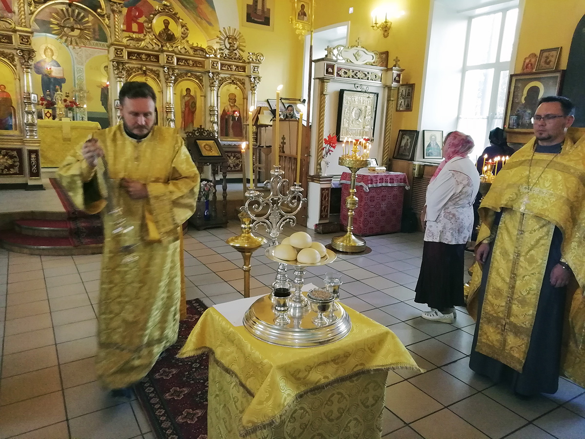 Всенощное бдение в канун дня Усекновения главы Иоанна Предтечи