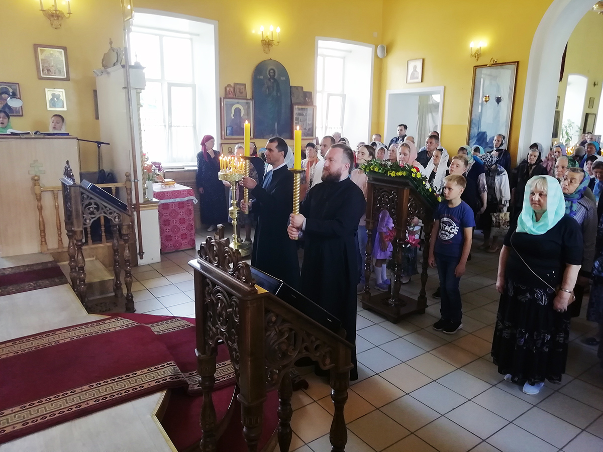 Праздник первоверховным апостолам Петру и Павлу