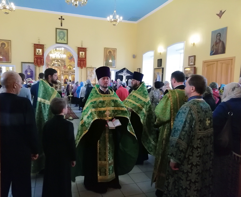 Всенощное бдение в канун праздника Входа Господня в Иерусалим