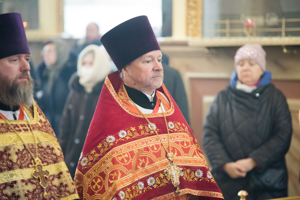 В праздник Собора новомучеников и исповедников Церкви Русской митрополит Серафим принял поздравления с днем Ангела